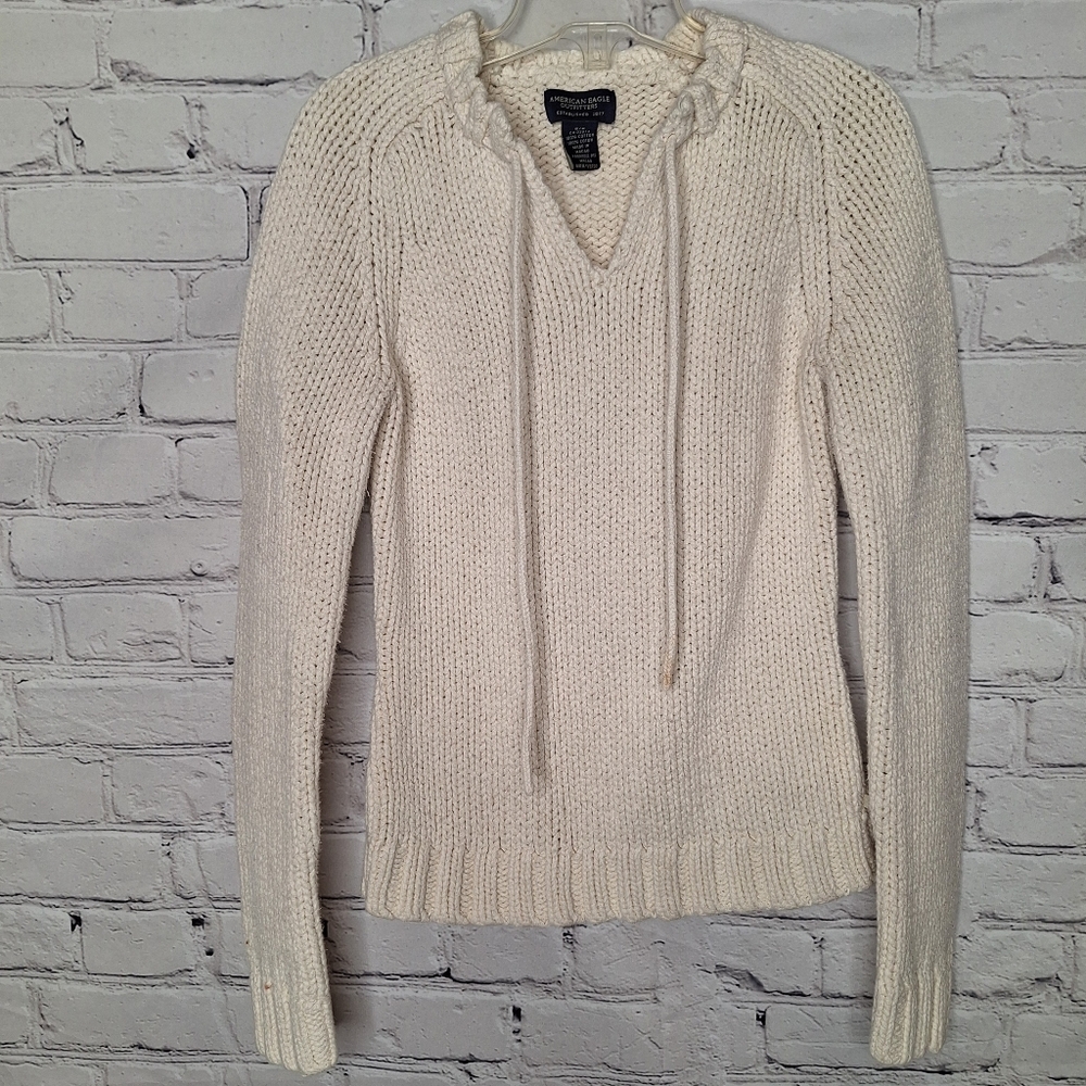 American Eagle Cream Tie V-neck Tight Knit Sweater 100% Cotton Size S